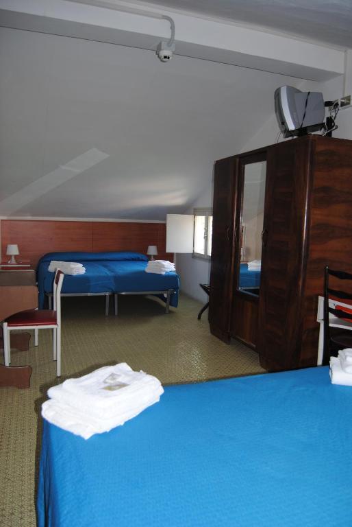 Hotel Trevi Cesenatico Room photo